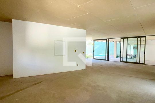 Cozinha de casa à venda com 3 quartos, 799m² em Alto de Pinheiros, São Paulo