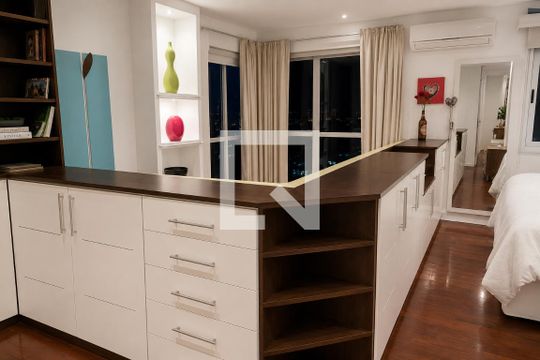 Studio de apartamento à venda com 1 quarto, 71m² em Vila Madalena, São Paulo