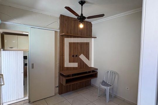 Casa para alugar com 2 quartos, 50m² em Vila do Castelo, São Paulo
