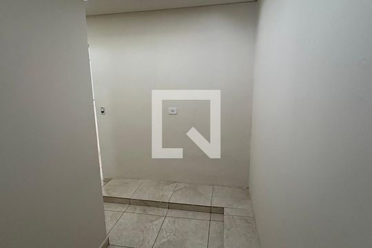 Casa para alugar com 2 quartos, 50m² em Vila do Castelo, São Paulo