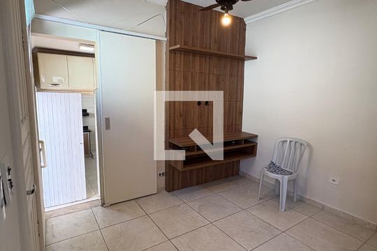 Casa para alugar com 2 quartos, 50m² em Vila do Castelo, São Paulo