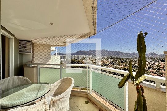 Varanda de apartamento para alugar com 3 quartos, 110m² em Barra da Tijuca, Rio de Janeiro