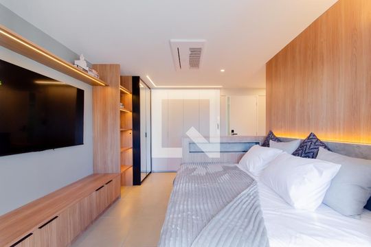 Sala/Quarto de kitnet/studio para alugar com 1 quarto, 32m² em Vila Mariana, São Paulo
