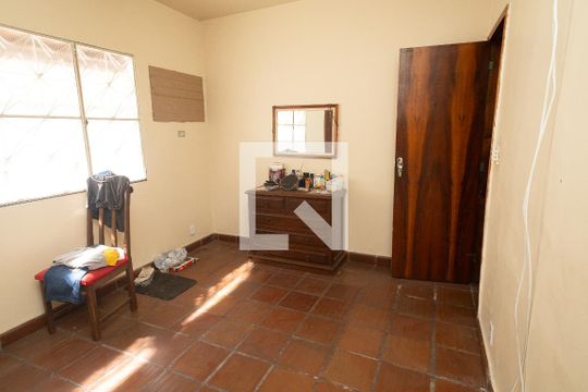 Casa à venda com 3 quartos, 400m² em Campo Grande, Rio de Janeiro