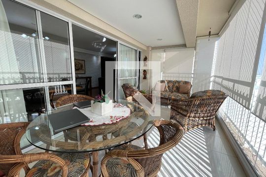 Varanda de apartamento para alugar com 3 quartos, 134m² em Jardim Olympia, São Paulo