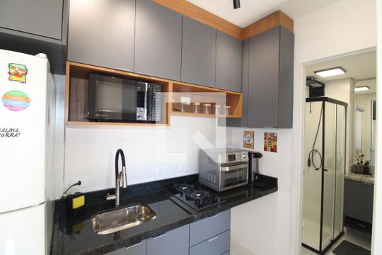 Sala / Cozinha de apartamento à venda com 1 quarto, 30m² em Vila Pauliceia, São Paulo