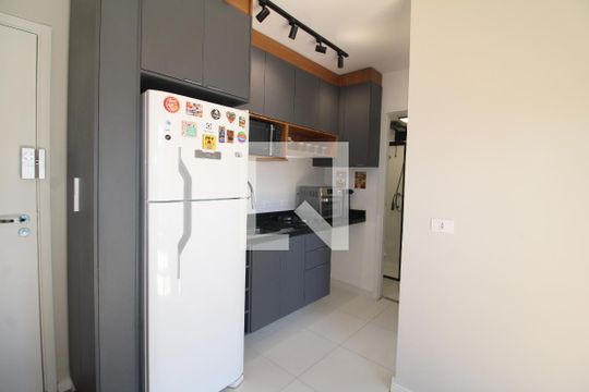 Sala / Cozinha de apartamento à venda com 1 quarto, 30m² em Vila Pauliceia, São Paulo