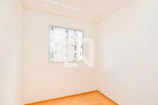 Quarto 1 de apartamento para alugar com 2 quartos, 46m² em Parque Santa Fé, Porto Alegre