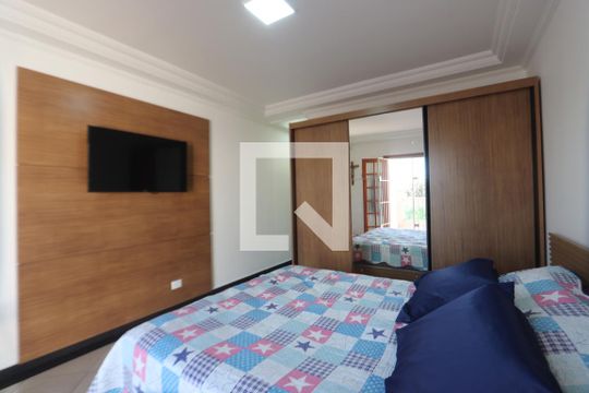 Suíte de casa à venda com 3 quartos, 151m² em Vila Lucia, São Paulo