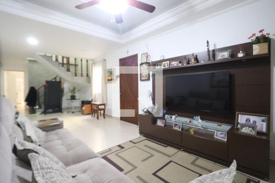 Sala de casa à venda com 3 quartos, 151m² em Vila Lucia, São Paulo