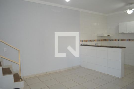 Sala de casa para alugar com 4 quartos, 240m² em Parque Anhanguera, Ribeirão Preto