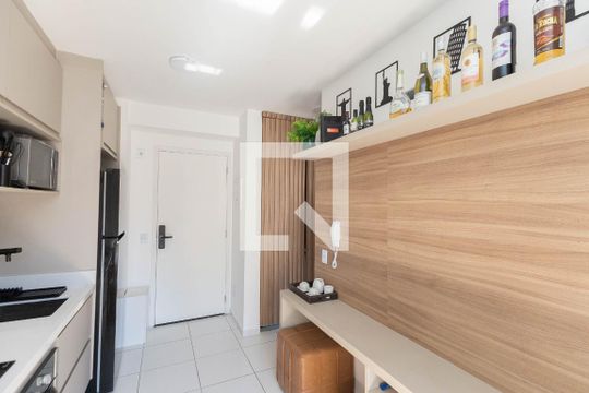 Sala / Cozinha de apartamento para alugar com 1 quarto, 27m² em Tucuruvi, São Paulo
