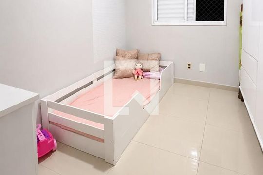 Quarto de apartamento à venda com 2 quartos, 48m² em Colônia (Zona Leste), São Paulo