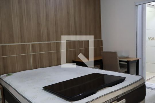 Suíte de casa à venda com 3 quartos, 152m² em Vila Rica, São Paulo