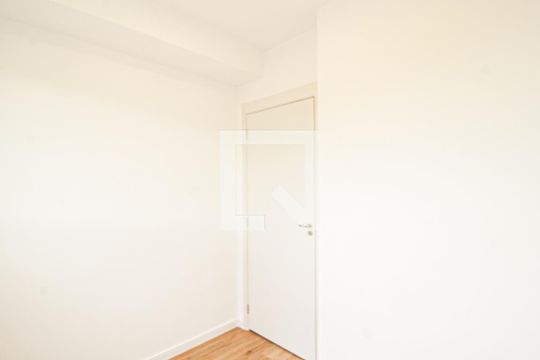 Quarto 1 de apartamento para alugar com 2 quartos, 42m² em Vila Santa Edwiges, São Paulo