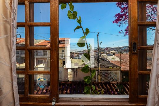 Sala - Janela de casa à venda com 4 quartos, 170m² em Vila Yara, São Paulo