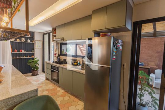 Sala 1/Cozinha de apartamento à venda com 1 quarto, 116m² em Serra, Belo Horizonte