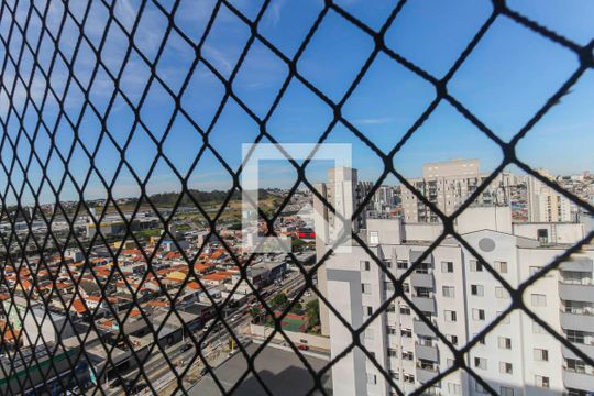 Apartamento para alugar com 3 quartos, 70m² em Vila Antonieta, São Paulo