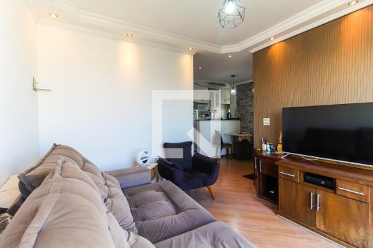 Sala de apartamento à venda com 2 quartos, 52m² em Vila Carmosina, São Paulo