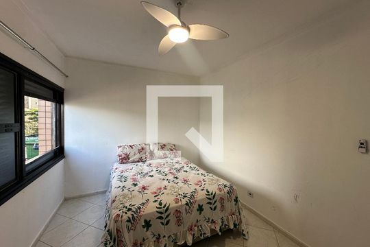 Quarto 2 Suíte de apartamento para alugar com 2 quartos, 90m² em Centro, São Vicente
