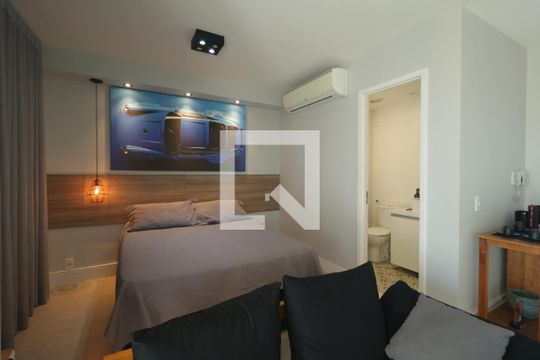 Quarto/Sala de kitnet/studio à venda com 1 quarto, 34m² em Ipiranga, São Paulo