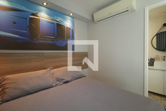 Quarto/Sala de kitnet/studio à venda com 1 quarto, 34m² em Ipiranga, São Paulo