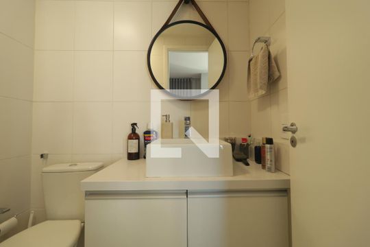 Banheiro de kitnet/studio à venda com 1 quarto, 34m² em Ipiranga, São Paulo