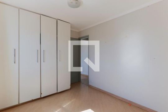 Quarto 1 de apartamento para alugar com 3 quartos, 134m² em Jardim das Laranjeiras, São Paulo