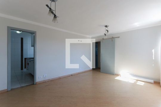 Apartamento para alugar com 3 quartos, 134m² em Jardim das Laranjeiras, São Paulo