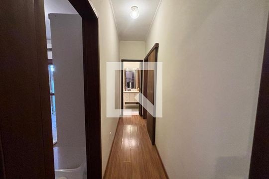 Casa à venda com 4 quartos, 200m² em Rio Branco, São Leopoldo