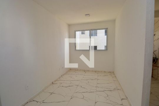 Sala de apartamento para alugar com 2 quartos, 40m² em Nova Brasília, Salvador