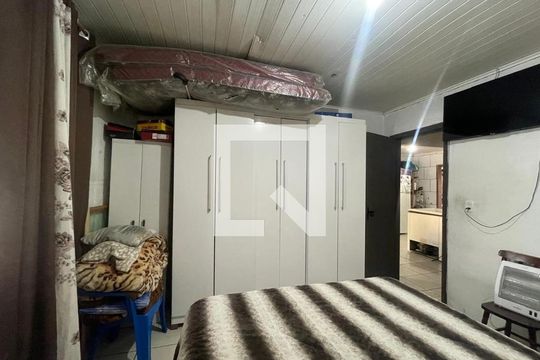 Casa para alugar com 2 quartos, 150m² em Santos Dumont, São Leopoldo