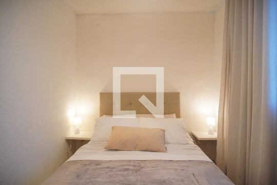 quarto 1 de apartamento à venda com 2 quartos, 43m² em Santos Dumont, São Leopoldo