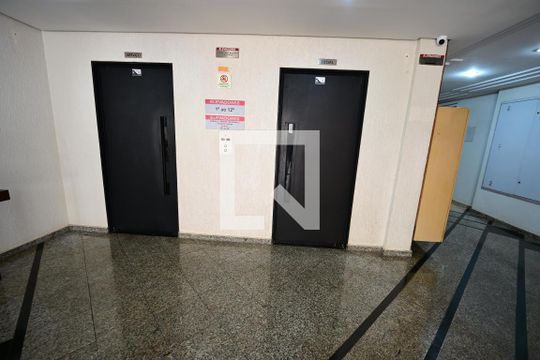 Apartamento à venda com 2 quartos, 56m² em Setor Bueno, Goiânia