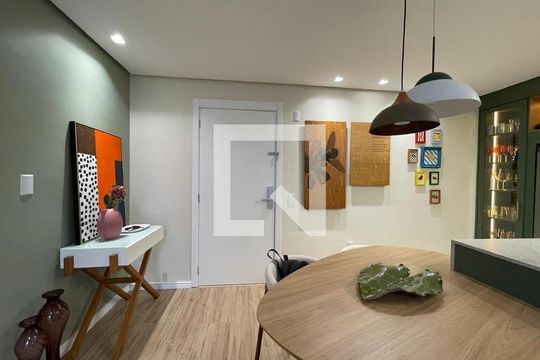 Apartamento à venda com 2 quartos, 65m² em Centro, Novo Hamburgo