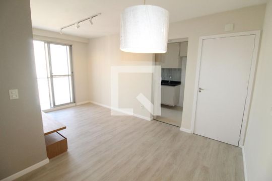 Apartamento para alugar com 2 quartos, 58m² em Vila Rossi, São José dos Campos