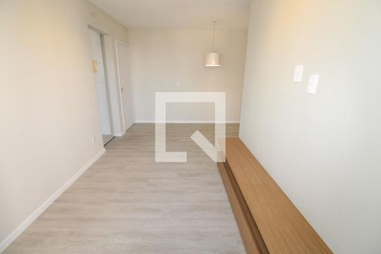 Sala de apartamento para alugar com 2 quartos, 58m² em Vila Rossi, São José dos Campos