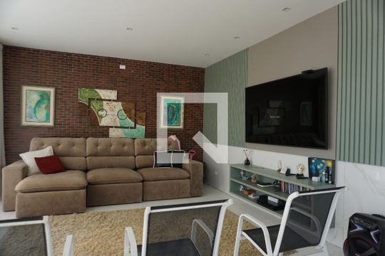Sala 2 de casa para alugar com 6 quartos, 600m² em Jardim Indaia, Embu das Artes