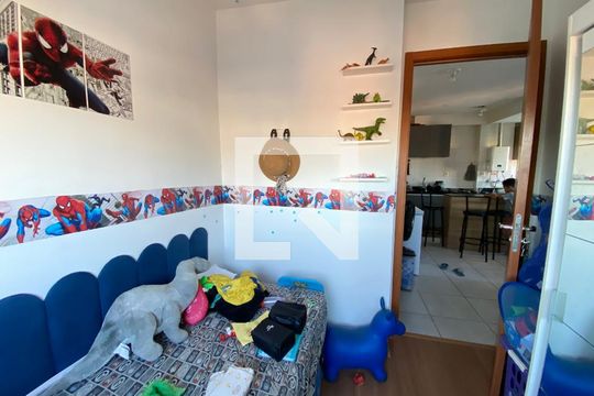 Apartamento à venda com 2 quartos, 40m² em Del Castilho, Rio de Janeiro