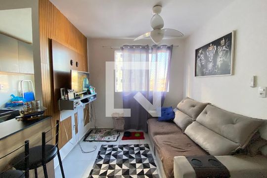 Apartamento à venda com 2 quartos, 40m² em Del Castilho, Rio de Janeiro