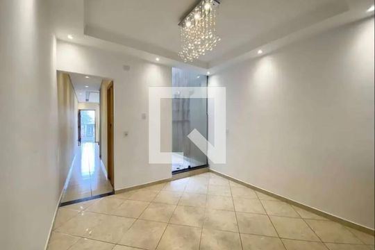 Sala de casa à venda com 3 quartos, 120m² em Jardim Taquari, São Paulo