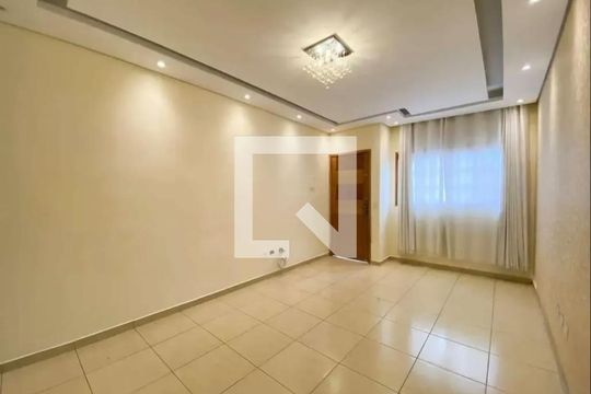Sala de casa à venda com 3 quartos, 120m² em Jardim Taquari, São Paulo