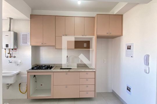 Cozinha - Área de Serviço de apartamento para alugar com 2 quartos, 50m² em Vila Osasco, Osasco