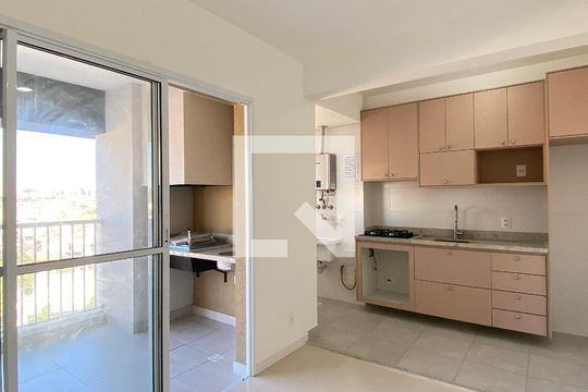 Sala - Cozinha de apartamento para alugar com 2 quartos, 50m² em Vila Osasco, Osasco