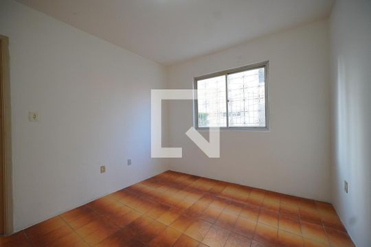 Quarto de apartamento para alugar com 1 quarto, 50m² em Kobrasol, São José