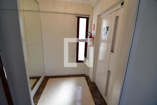 Entrada Privativa de apartamento para alugar com 3 quartos, 160m² em Jardim das Paineiras, Campinas