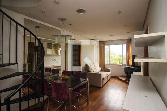 Apartamento para alugar com 2 quartos, 132m² em Ipanema, Porto Alegre