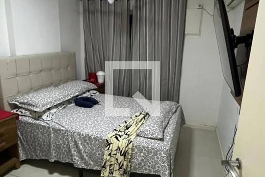 Quarto de apartamento para alugar com 1 quarto, 55m² em Parque Tamandaré, Campos dos Goytacazes