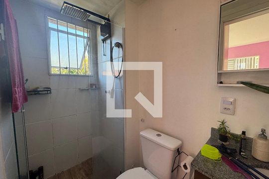 Banheiro da Suíte de apartamento à venda com 2 quartos, 60m² em Novo Osasco, Osasco
