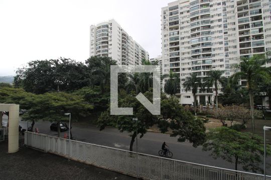 Sala - Varanda de apartamento para alugar com 2 quartos, 73m² em Barra Olímpica, Rio de Janeiro